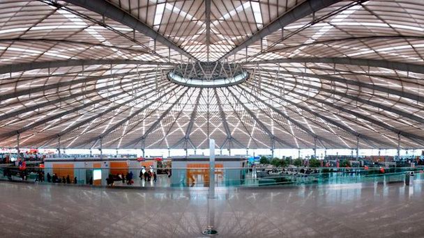 Южная железнодорожная станция Шанхая в Шанхае