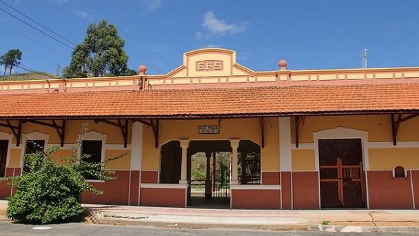 Железнодорожная станция в Сан-Роке в Сан-Паулу