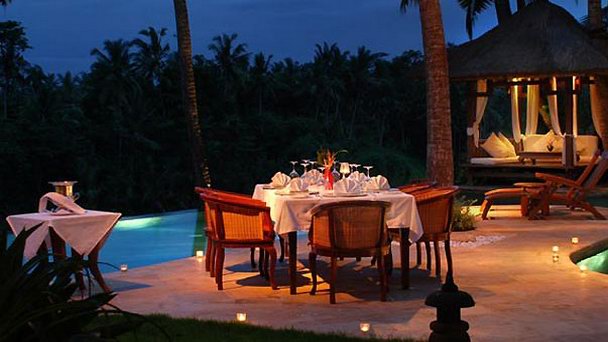 Ресторан CasCades на Бали