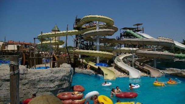 Аквапарк и Дельфинарий Троя в Анталии