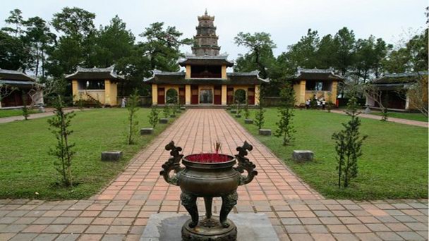 Пагода Чудесной Госпожи в Хюэ