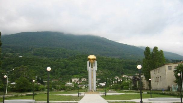 Памятник победе в абхазо-грузинской войне в Гагре