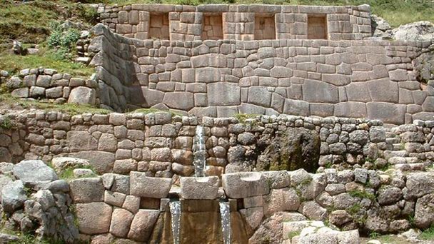 Археологический комплекс Тамбомачай в Куско