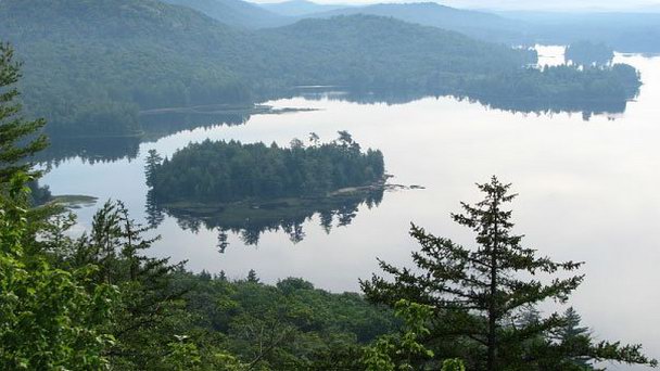 Озеро Айленд в Манитобе