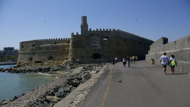 Башня Мартиненго на Острове Крит