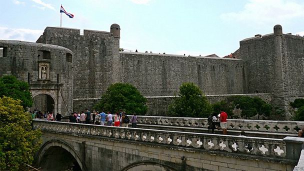 Каменный мост в Дубровнике