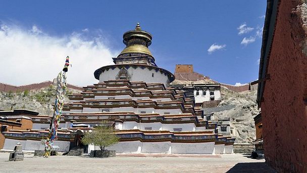 Храм Кумбум Чортер в Тибете