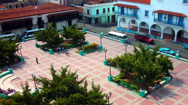 Парк Сеспедес в Сантьяго де Куба