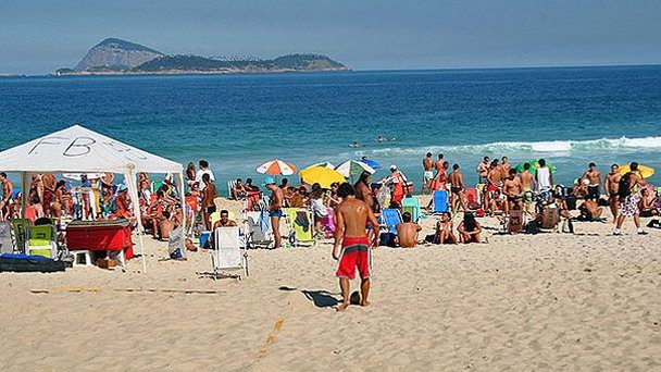 Пляж Леблон в Рио-де-Жанейро