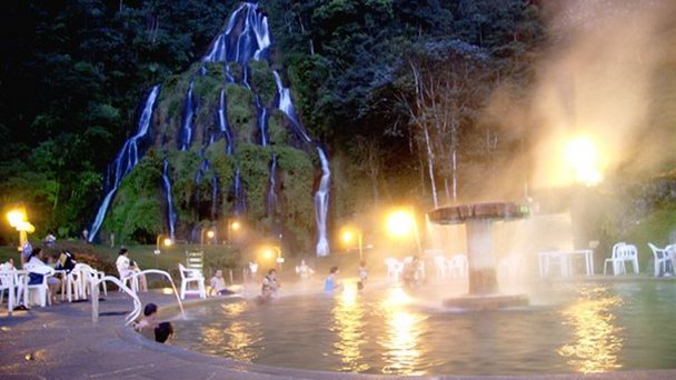 Термальные источники в Санта Роса де Кабаль в Кальдасе