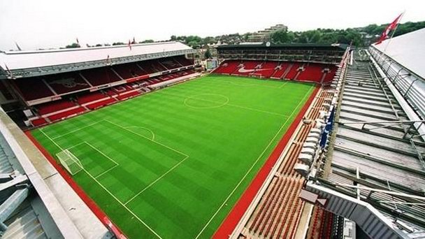 Стадион Хайбери в Лондоне