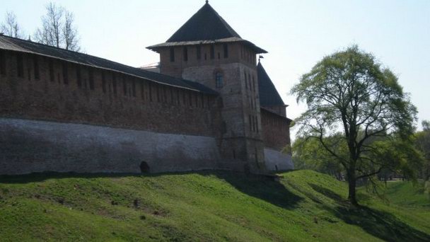 Златоустовская башня в Великом Новгороде