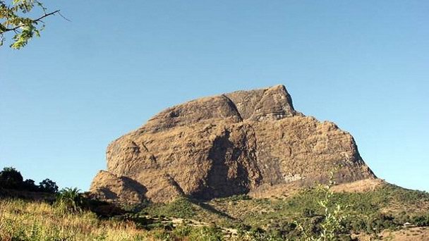 Гора Безавит в Бахир Даре Гора Безавит в Бахир Даре