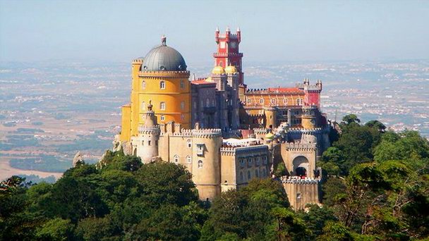Дворец Пена на Лиссабонской Ривьере