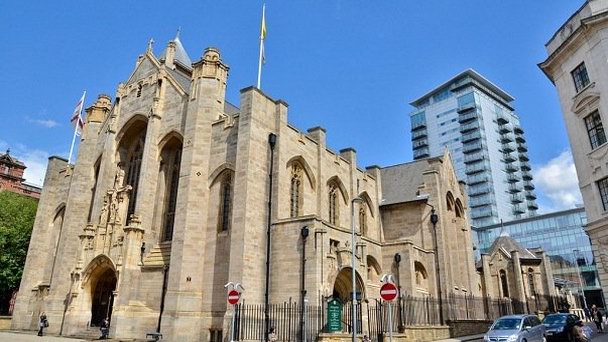 Кафедральный собор в Лидсе в Англии