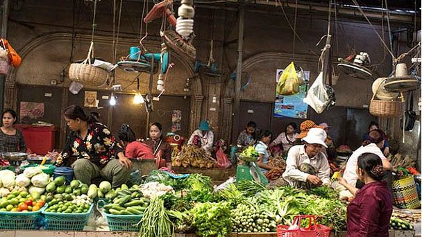 Старый рынок в Пномпене Старый рынок в Пномпене