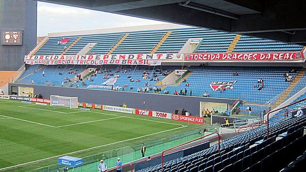 Стадион Палестра в Сан-Паулу