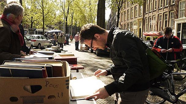 Рынок Postzegelmarkt в Амстердаме