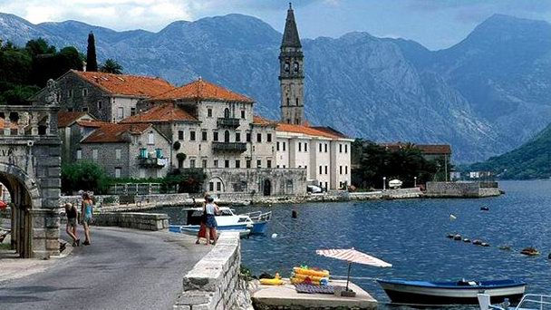 Пляжи Пераста на Герцегновска ривьере