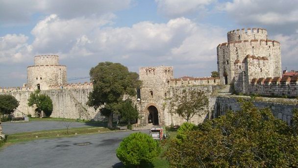 Крепость Йедикуле в Стамбуле