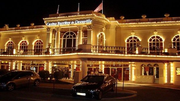 Казино Довиль в Нормандии