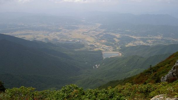 Пик Сольчхонбон в Чхунчхон-Пукто