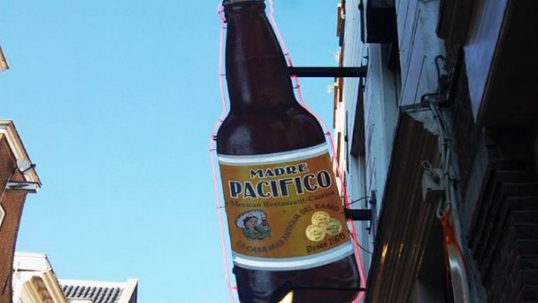 Кафе Pacifico в Амстердаме