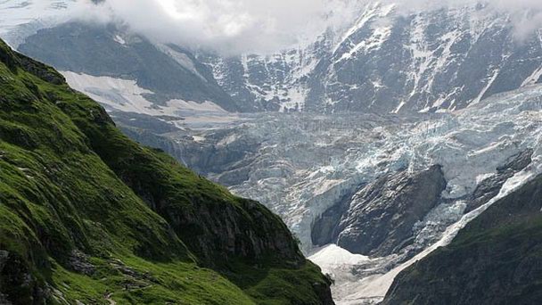 Нижний Арский ледник в Бернских Альпах