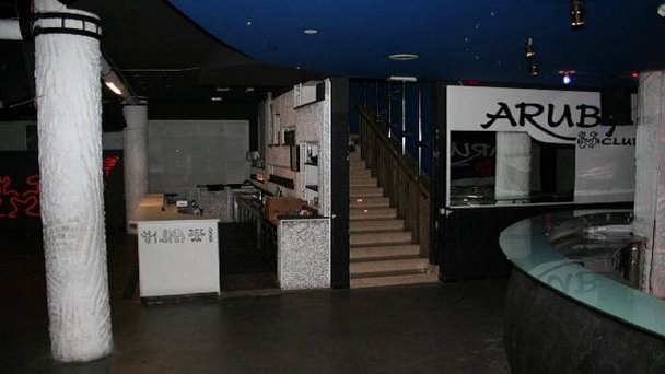 Ночной клуб Аруба в Пуле