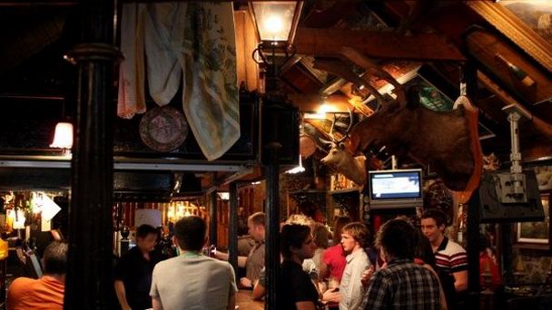 Клуб Келли в Северной Ирландии