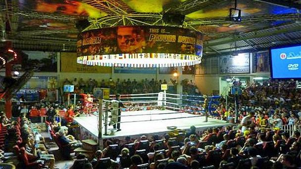 Тренажёрный зал-стадион по тайскому боксу в Патонге на Пхукет