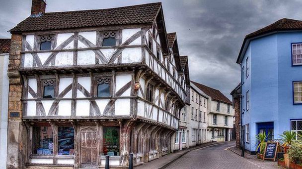 Охотничий домик короля Иоанна в Эксбридже в Англии