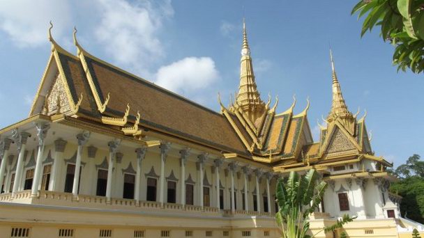 Королевский дворец в Пномпене Королевский дворец в Пномпене