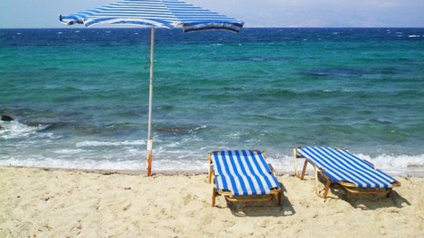 Пляж Megali Ammos на Миконосе