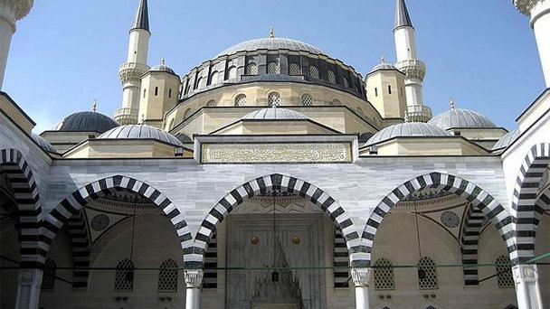 Мечеть Эртугрул Гази в Ашгабате Мечеть Эртугрул Гази в Ашгабате