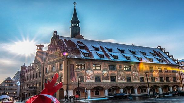 Ульмская ратуша в Баден-Вюртемберге