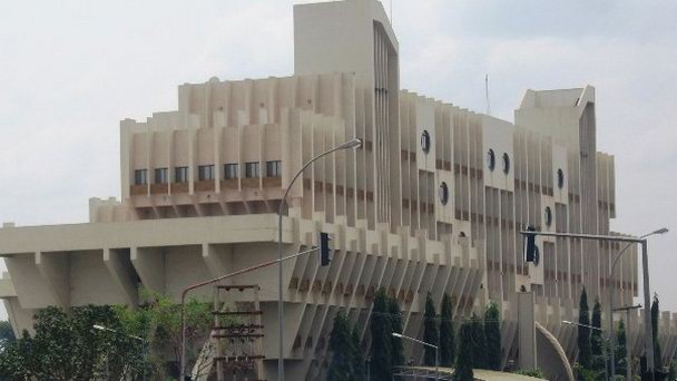 Здание Ship House в Абудже