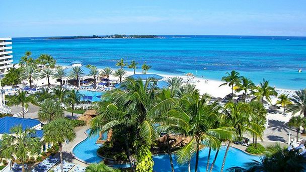 Пляж Кейбл-Бич в Нассау Пляж Кейбл-Бич в Нассау