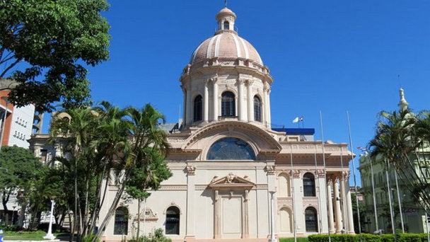 Национальный Пантеон Героев в Асунсьоне