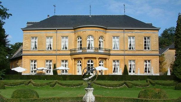 Замок Оост в Валкенбурге