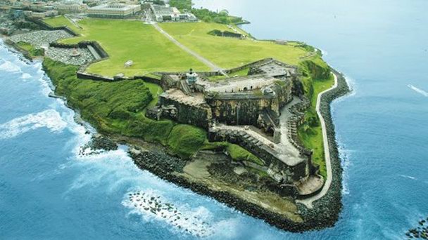 Замок Кастильо-де-Сан-Фелипе дель Морро в Сан-Хуане