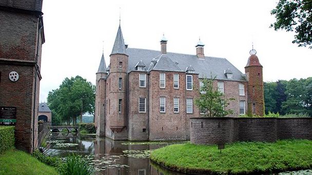 Слот Зюлен в Утрехте