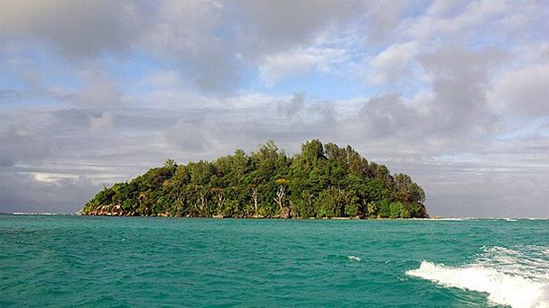 Остров Муайен в Виктории Остров Муайен в Виктории