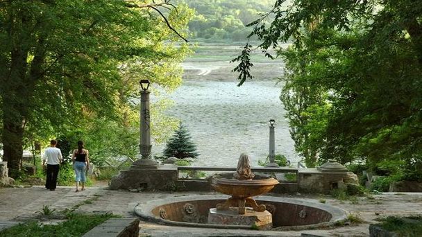 Парк «Валя Морилор» в Кишиневе Парк «Валя Морилор» в Кишиневе