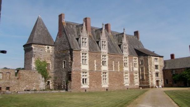 Замок Мотт-Глейн в Долине Луары