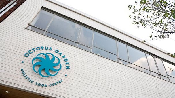 Центр целостной йоги Октопус Гарден в Торонто