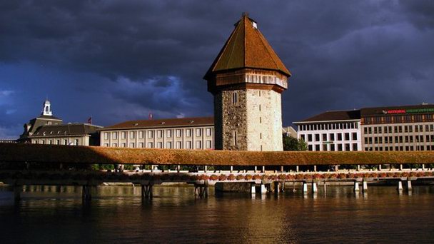 Часовенный мост в Люцерне Часовенный мост в Люцерне