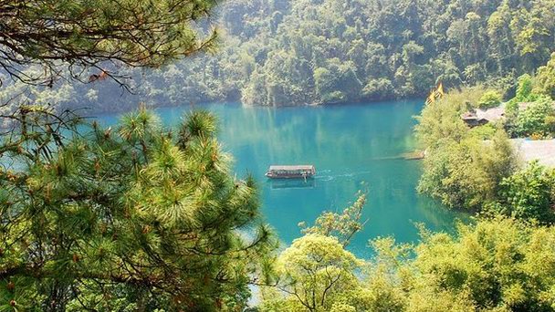 Гора Динху в Гуандуне