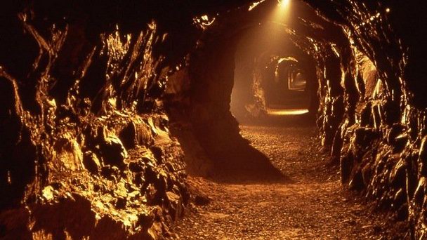 Пещера Эайлуии в Клэре