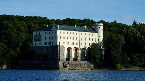 Орлик над Влтавой в Писеке Орлик над Влтавой в Писеке